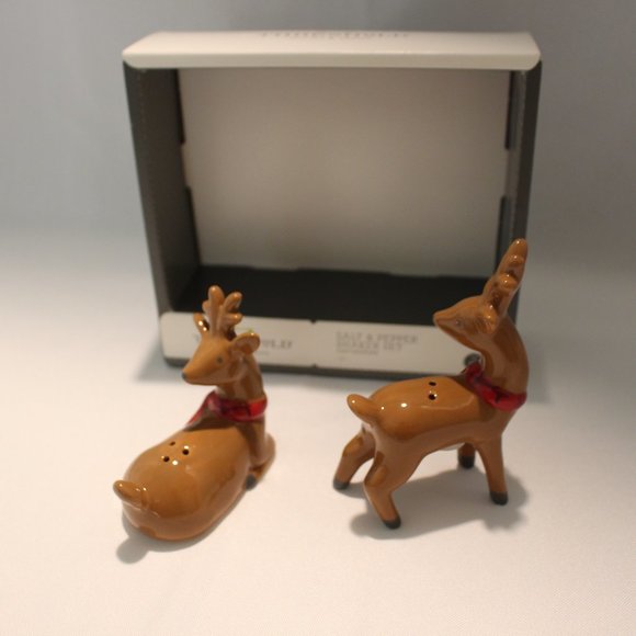 Threshold Earthenware Salt & Pepper Shaker Set - Holiday Reindeer - Picture 2 of 6
